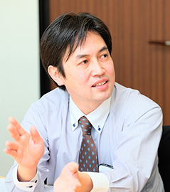 Web Design Department
Director
Takeshi Okada